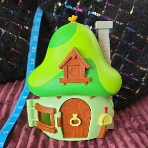 Green Mushroom House SMURFS 2009
